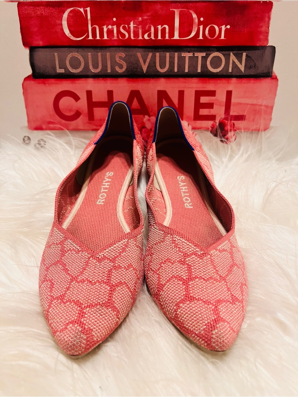 Rothy's Pointed-Toe Knit Flats in Coral Pink size 9